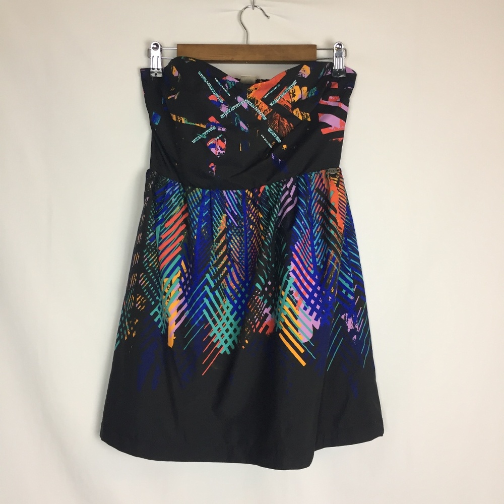 ROXY | Strapless Medium Top With Beading A-Line